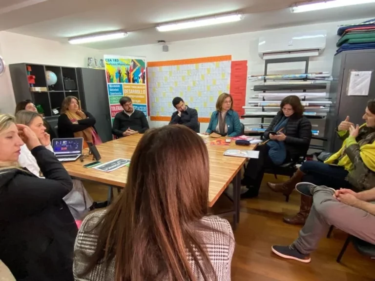 75a44b_1ae6774dbcd644888222ee809bc403ce_mv2