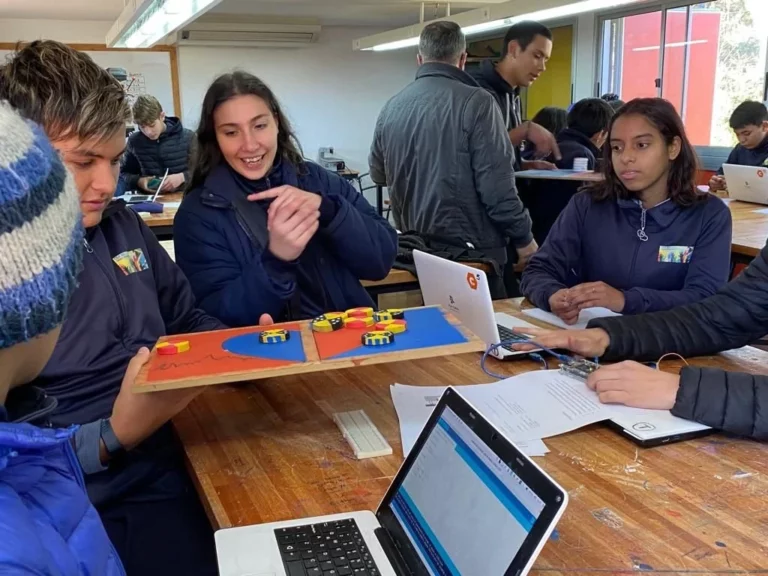 75a44b_434145d84a5844069df2c4eb860cda89_mv2